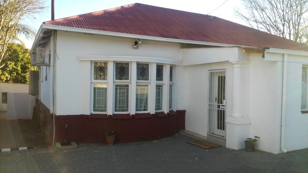Valley Guest House Pretoria Luaran gambar
