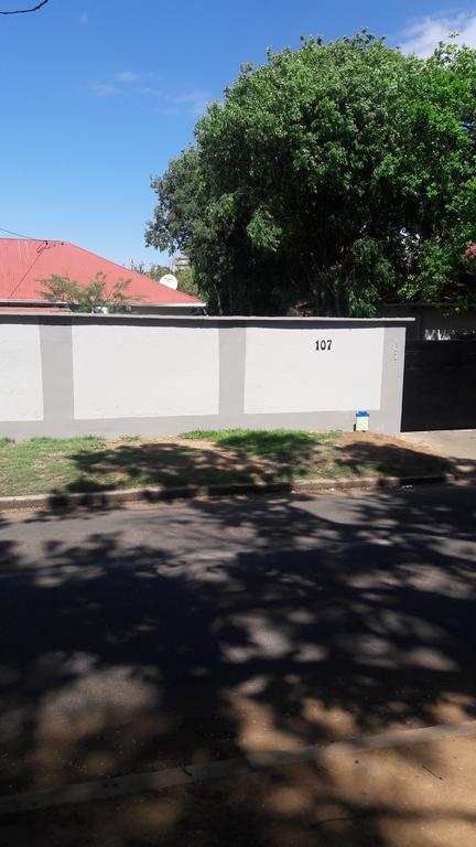 Valley Guest House Pretoria Luaran gambar